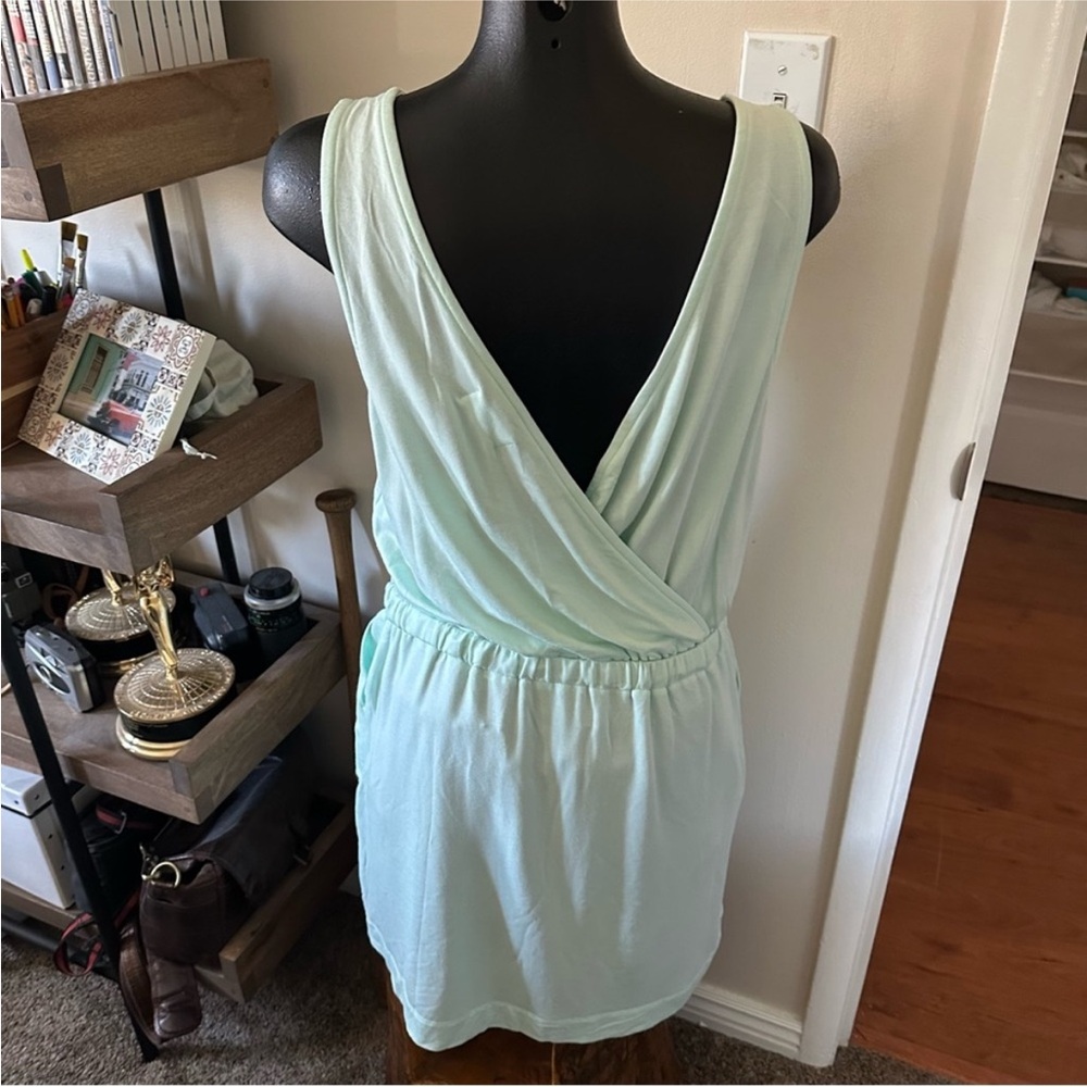 NWT LOFT Lou & Grey Signaturesoft Lite Crossover Back Pocket Dress - Picture 8 of 10